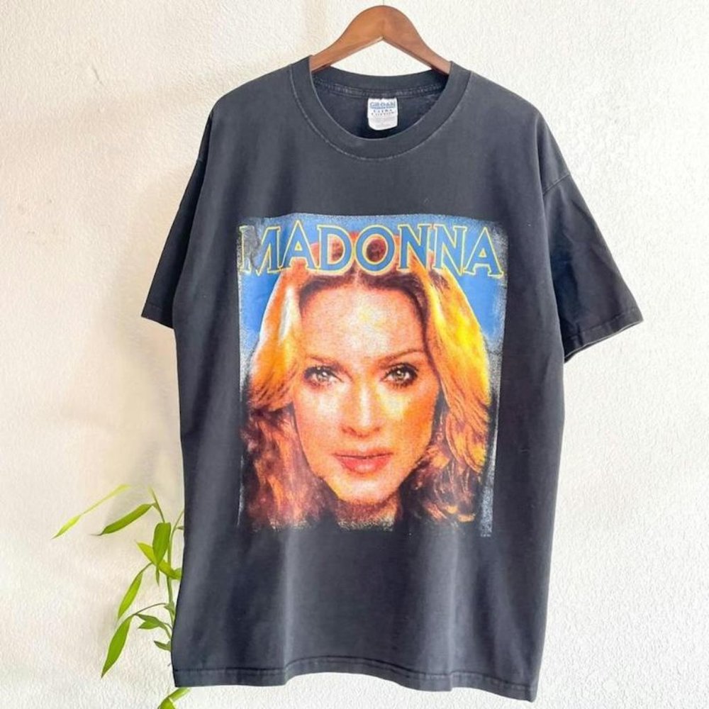 Vintage Streetwear Madonna Music Rap Style T-shirttdsaq225